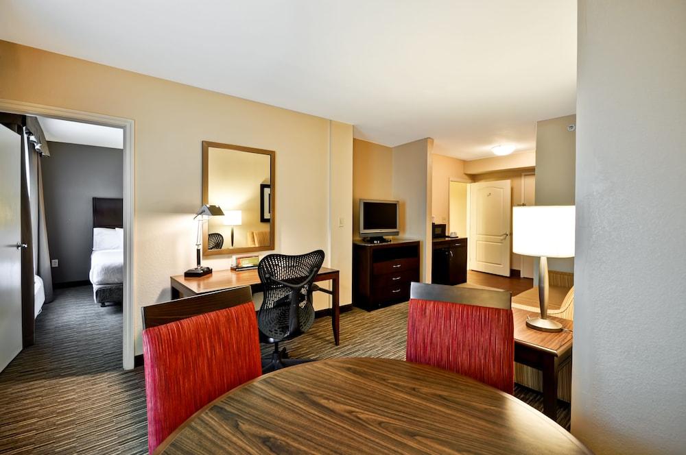 Hilton Garden Inn Tampa North Temple Terrace Exteriér fotografie